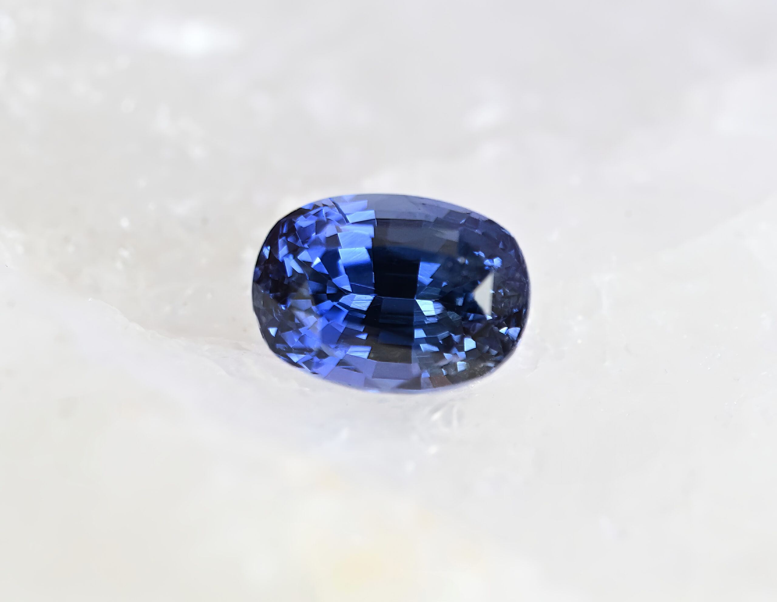 Z09_9147-topaz
